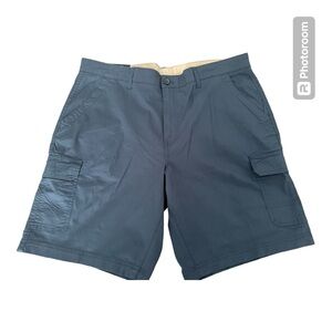 New Chaps cargo sorts. Size 38.